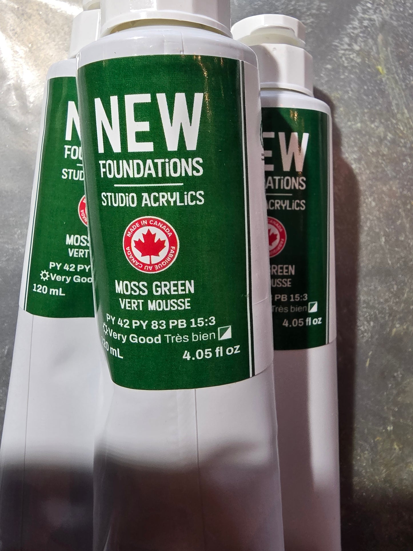 Tri-art: TA36877 New Foundations Acrylic Moss Green 120mL