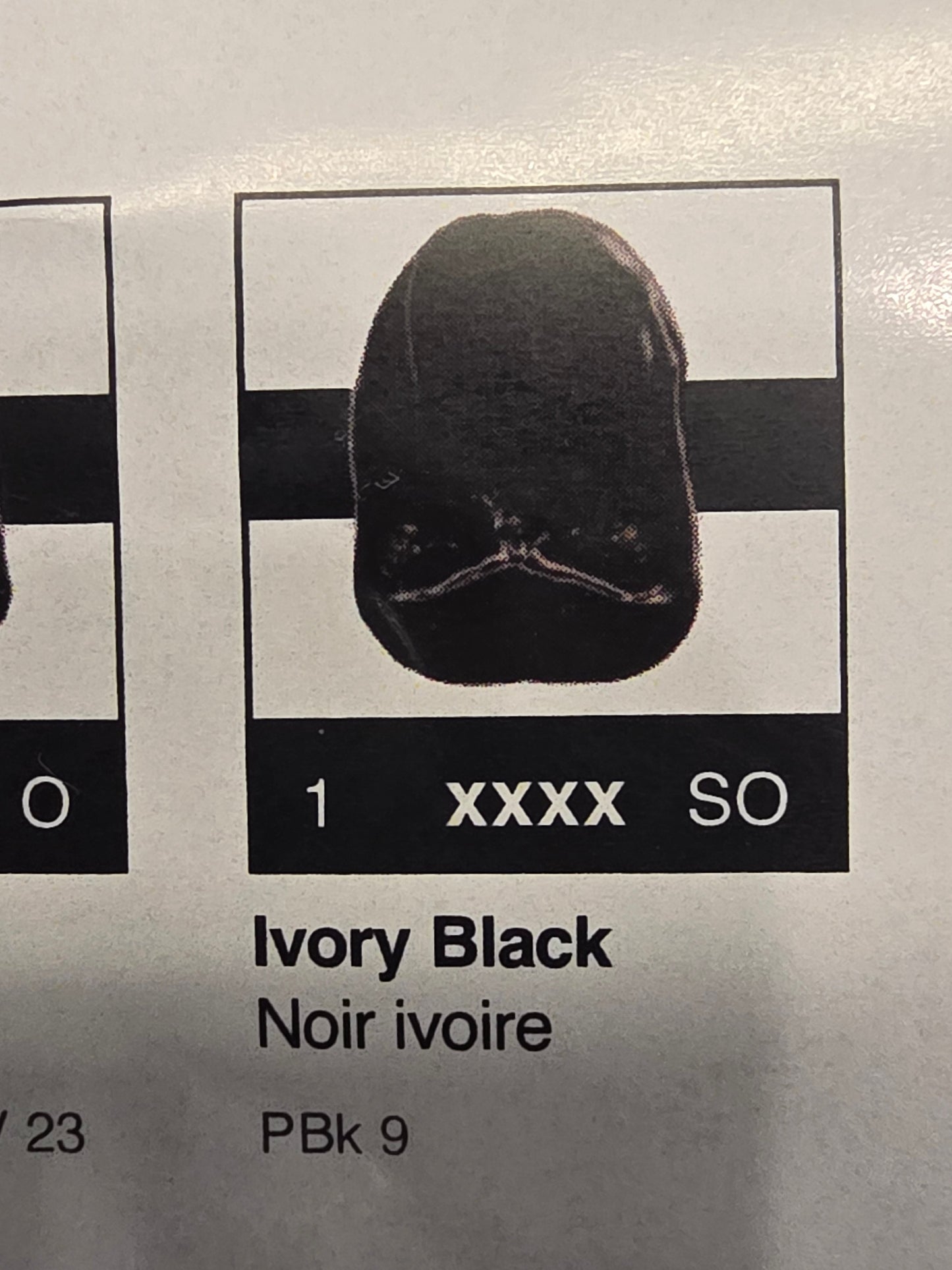 TA2069 Tri-Art High Viscosity Ivory Black 60mL Tube 1