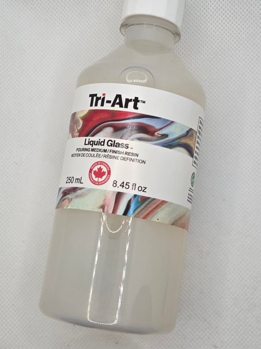 TA20735	Liquid Glass	Pouring Medium	250mL, fungerer også som resinlignende lakk for akrylmaling